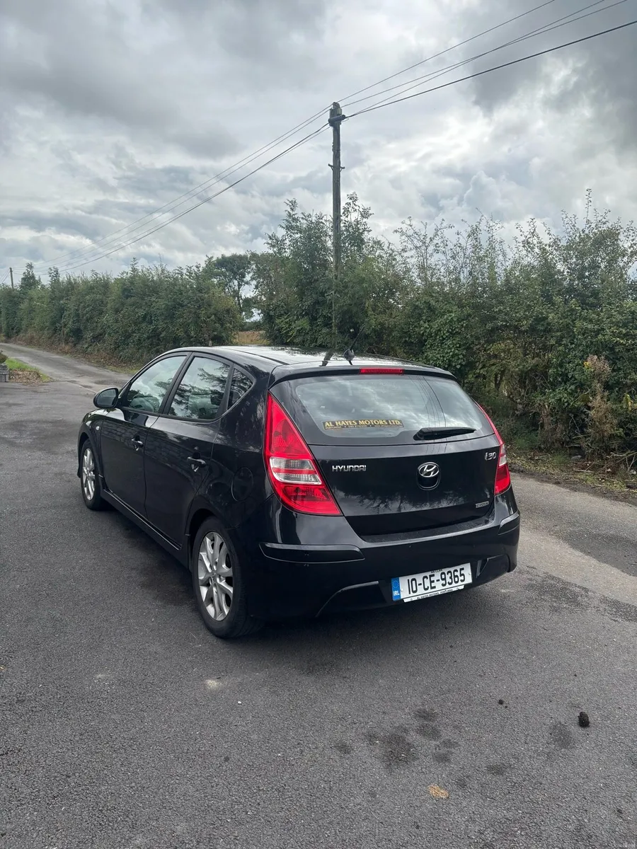 Hyundai i30 - Image 2