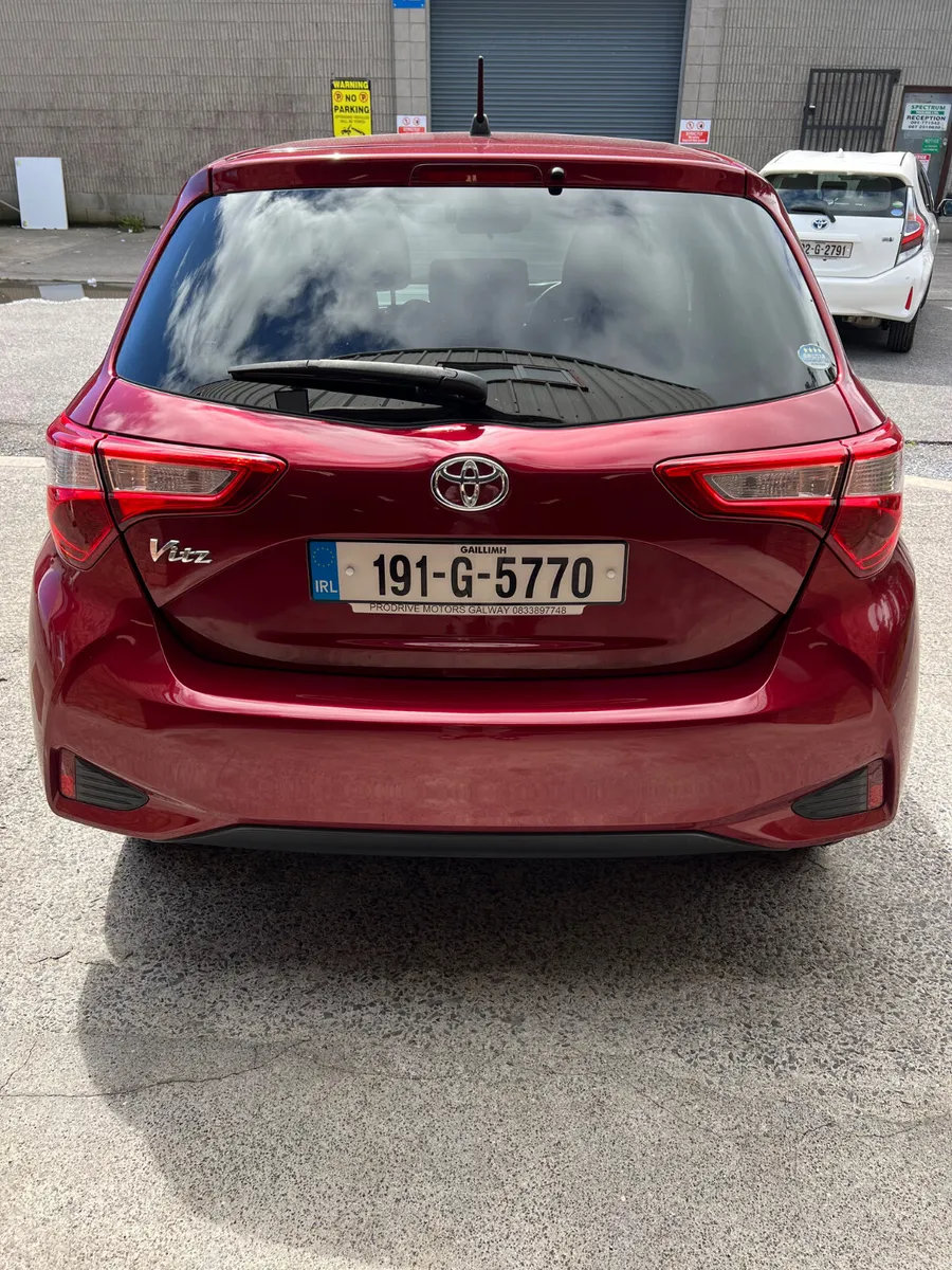 Toyota Vitz 1L Petrol 2019 - Image 4