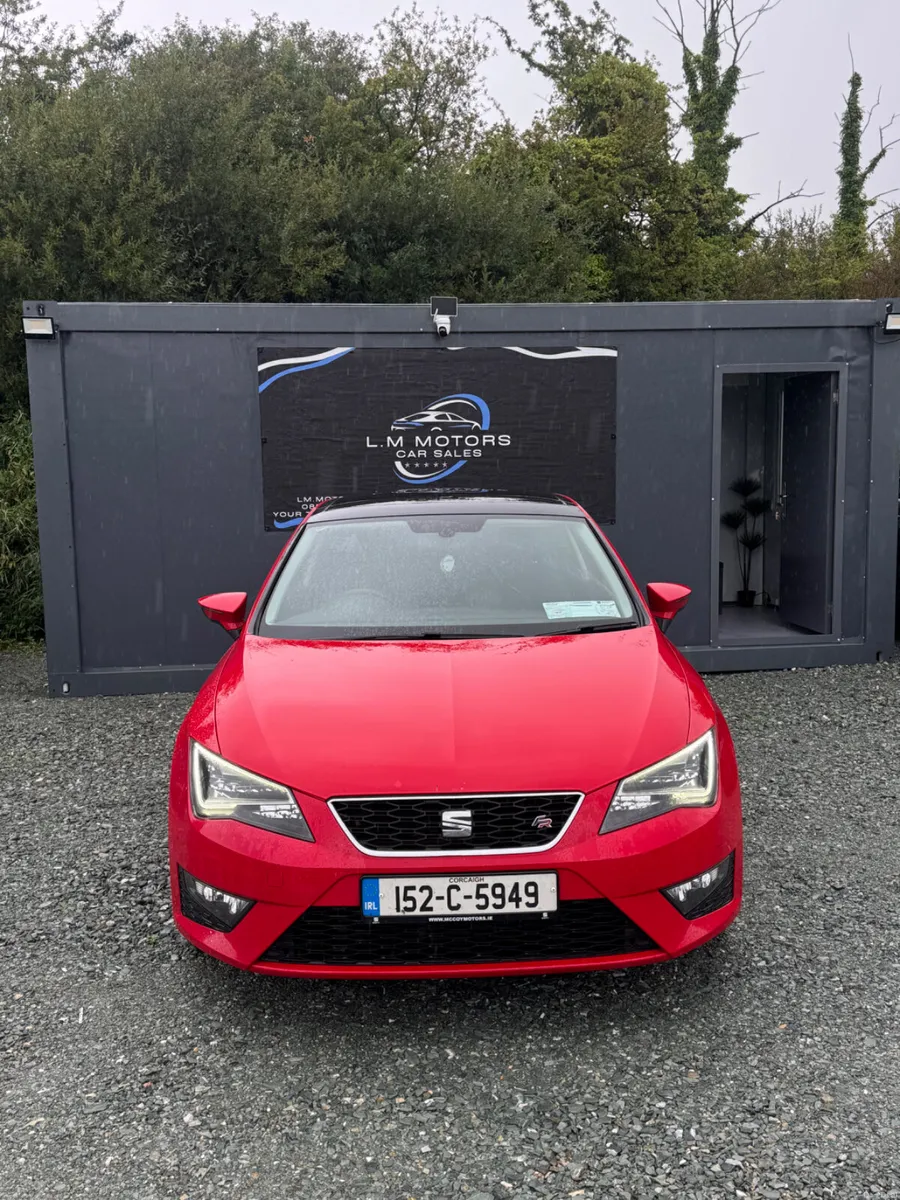 ✨SEAT Leon FR 2015 184BHP Panoramic Sunroof✨ - Image 3