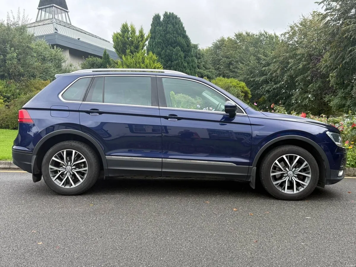 2017 VOLKSWAGEN TIGUAN 2.0TDI SUNROOF - Image 6