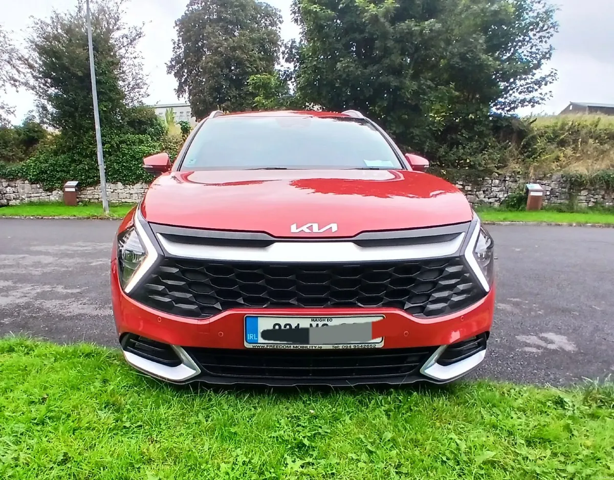 Kia Sportage 2023 - Image 2