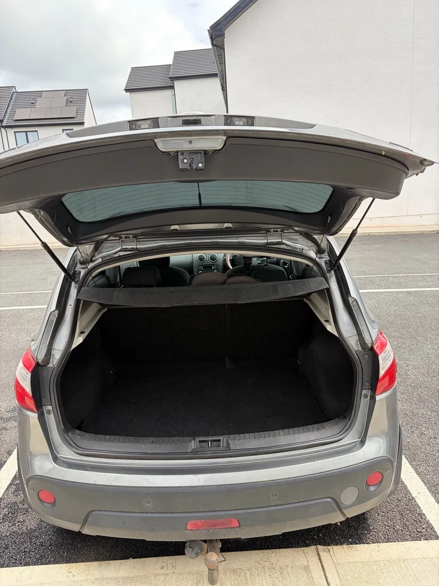 Nissan Qashqai 1.5 XE 5DR - Image 5