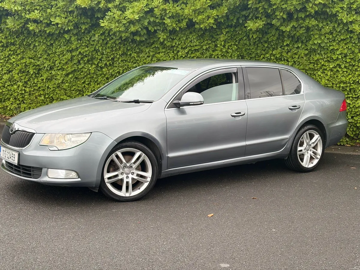 Skoda Super B 2.0Tdi 140Hp DSG - Image 2