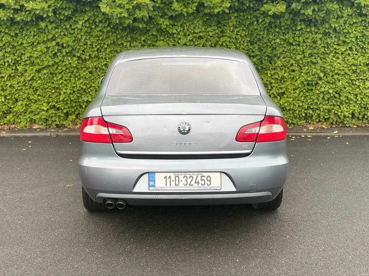 Skoda Super B 2.0Tdi 140Hp DSG - Image 5