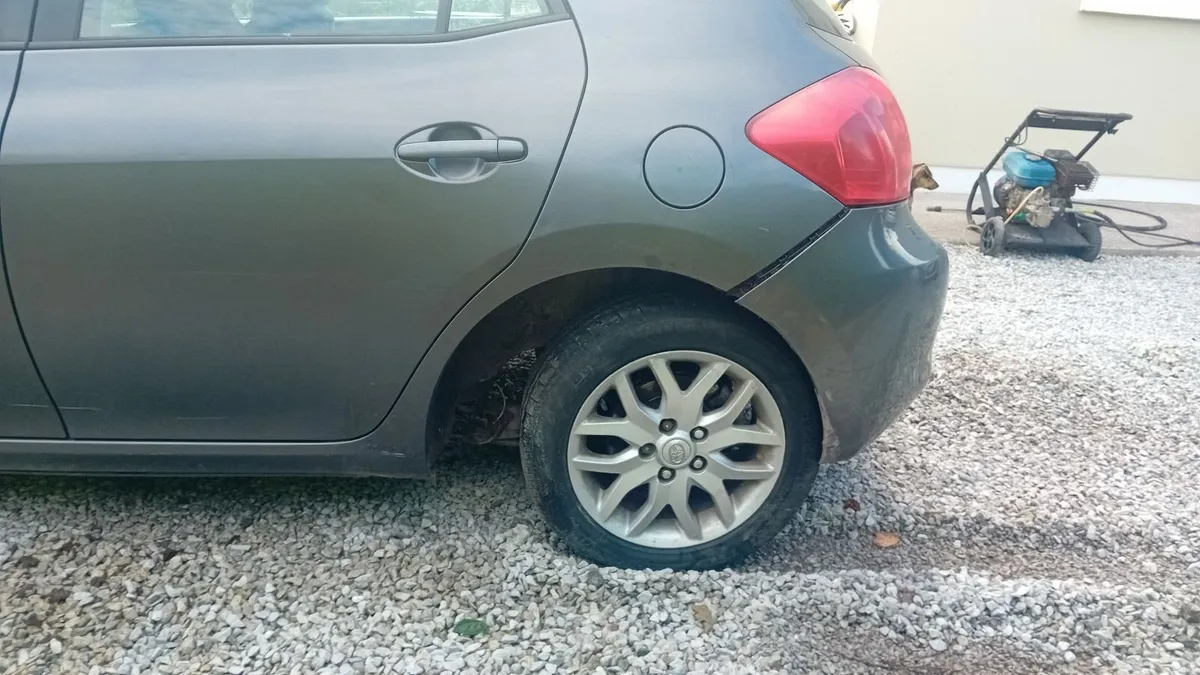 Toyota Auris 2008 - Image 6