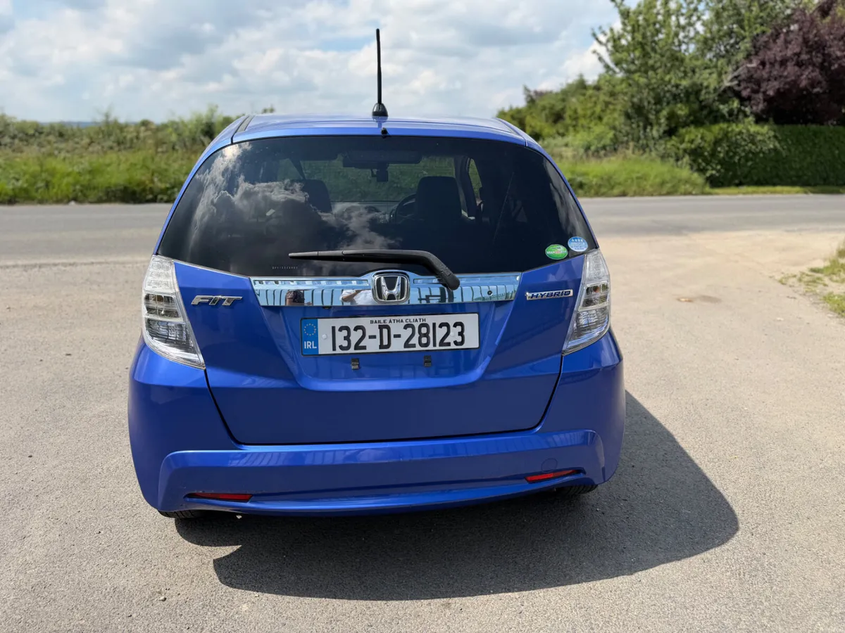 132 Honda Fit / Jazz Hybrid 1.3 Fresh Import & NCT - Image 6
