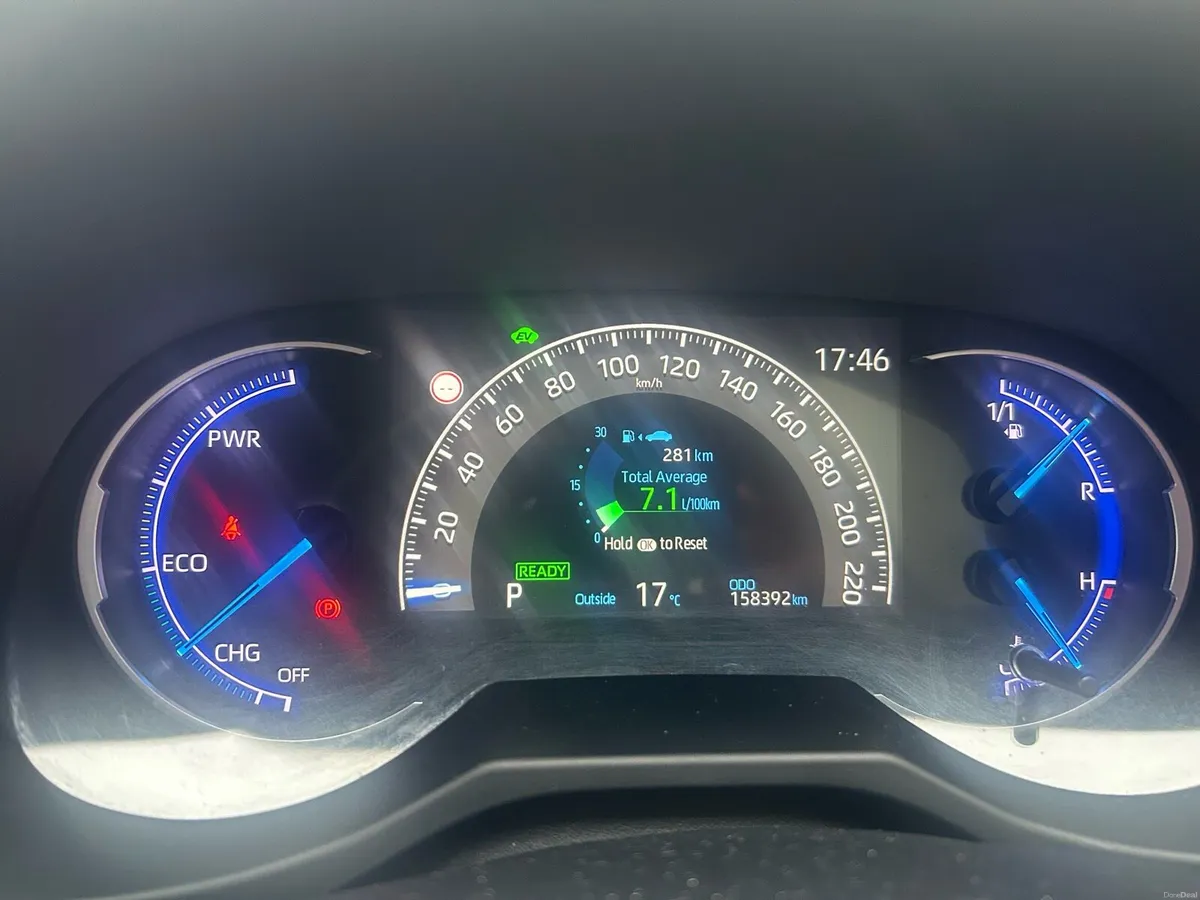 2019 Toyota Rav 4 Hybrid Luna 2WD - Image 4