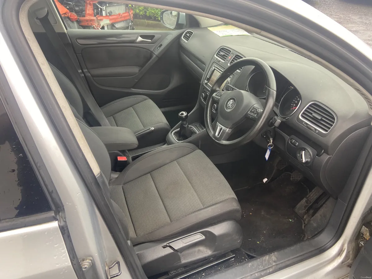 Volkswagen Golf 2011 new nct 6/27 - Image 4
