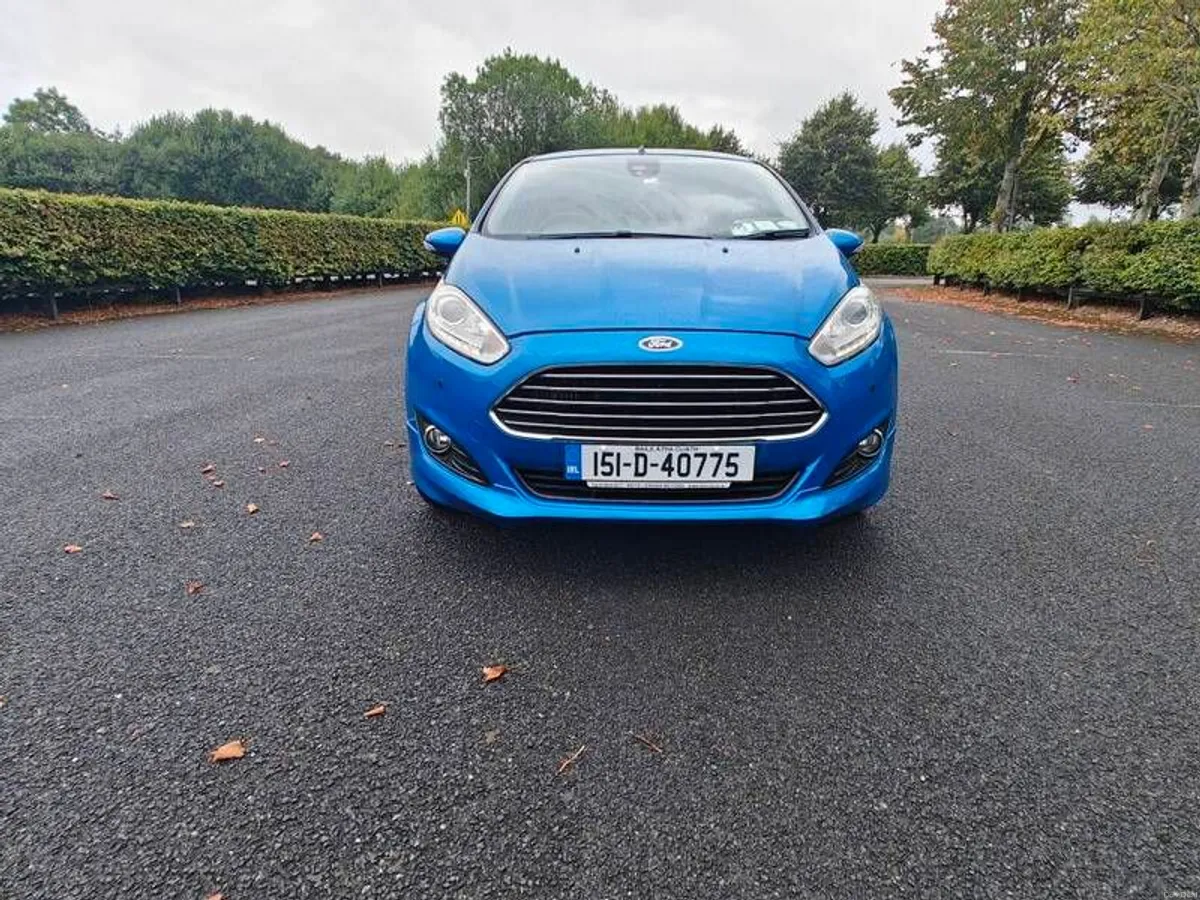 2015 Ford Fiesta Automatic low mileage - Image 3