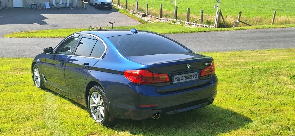 Car - Image 6
