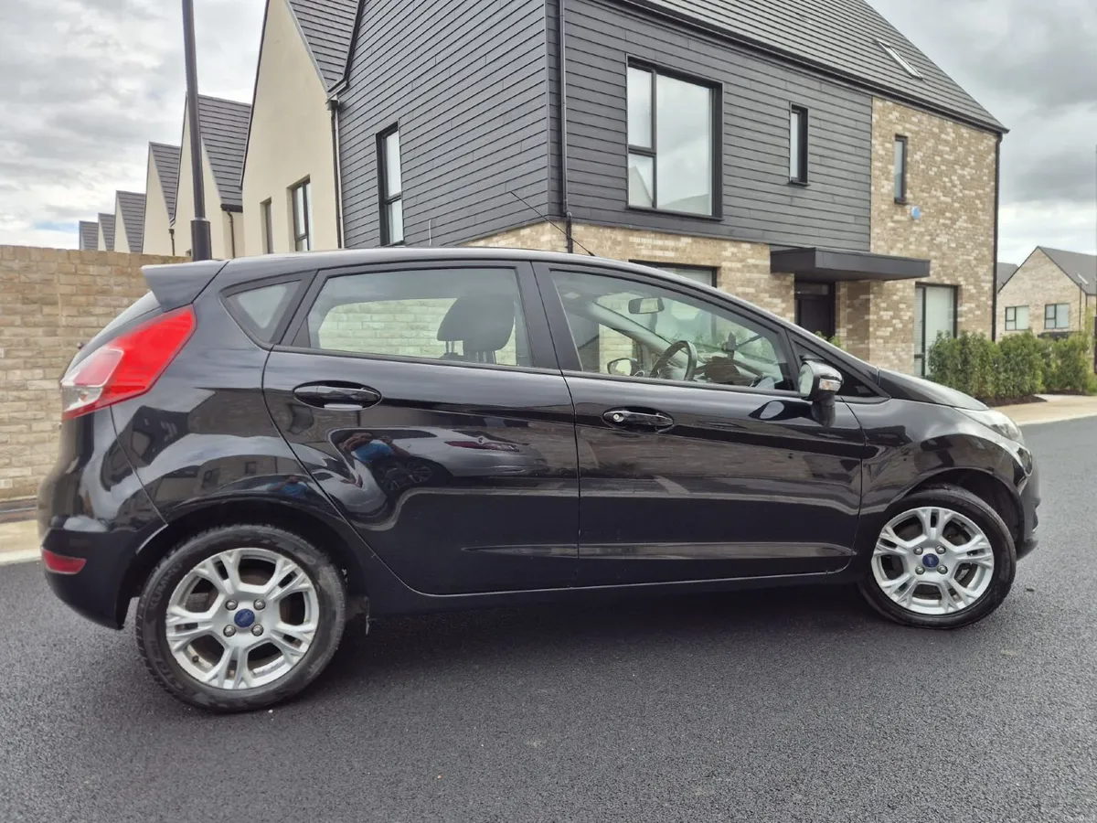 Ford Fiesta 2013 - Image 3