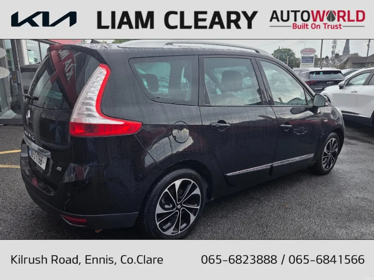 Renault Megane SCENIC 3 BOSE 1.5 DCI 110 4DR - Image 3