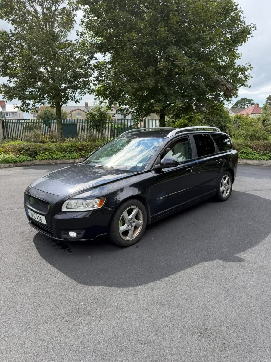 Volvo v50 NCT 03-27 - Image 3