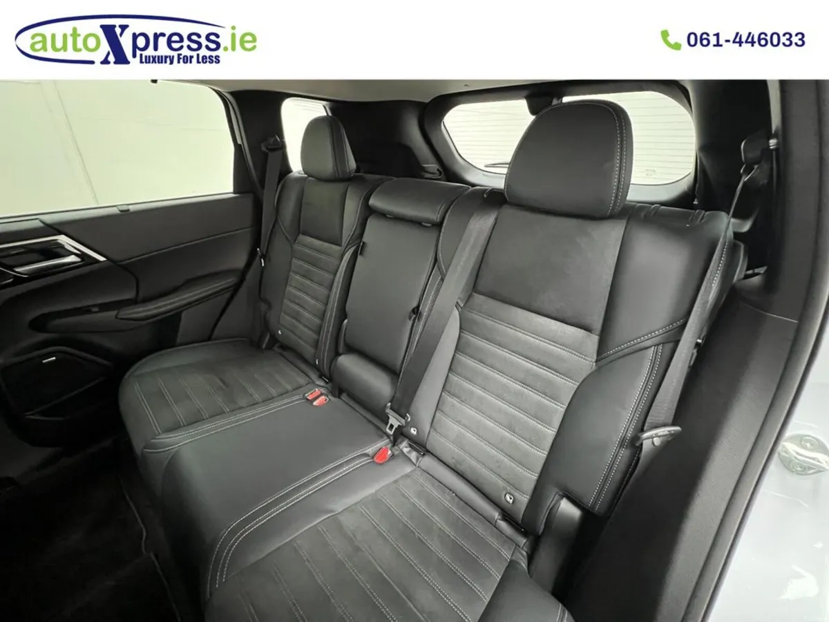 Mitsubishi Outlander 4WD PHEV G, Low mileage, Reve - Image 4