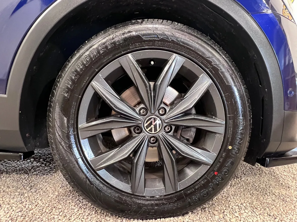 2017 (172) Volkswagen Tiguan – High Spec - Image 6