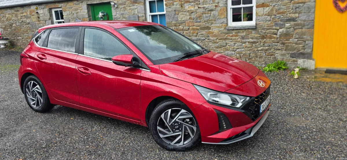 Hyundai i20 2024 DELUXE PLUS AUTOMATIC - Image 1