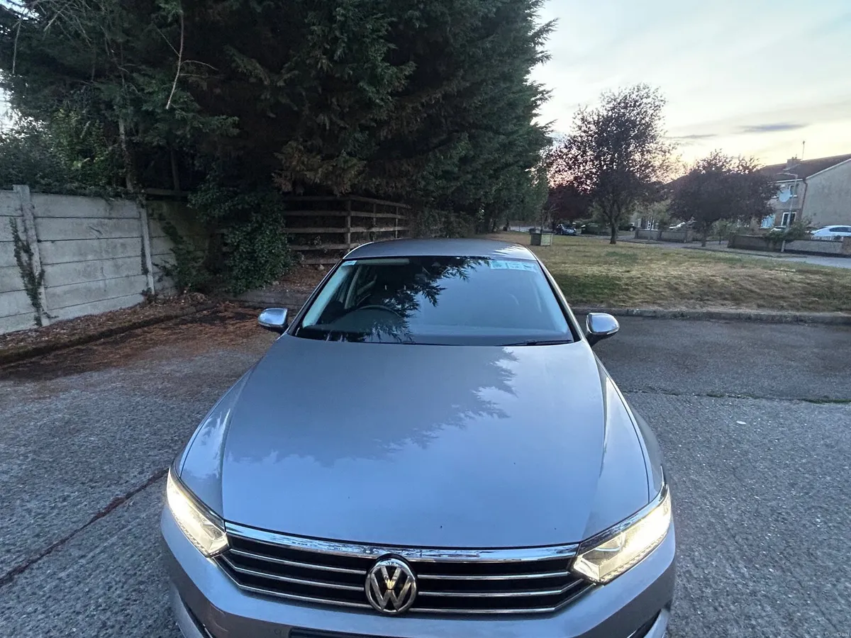 Volkswagen Passat 2018 Highline 2.0TDI D6F 150 - Image 6