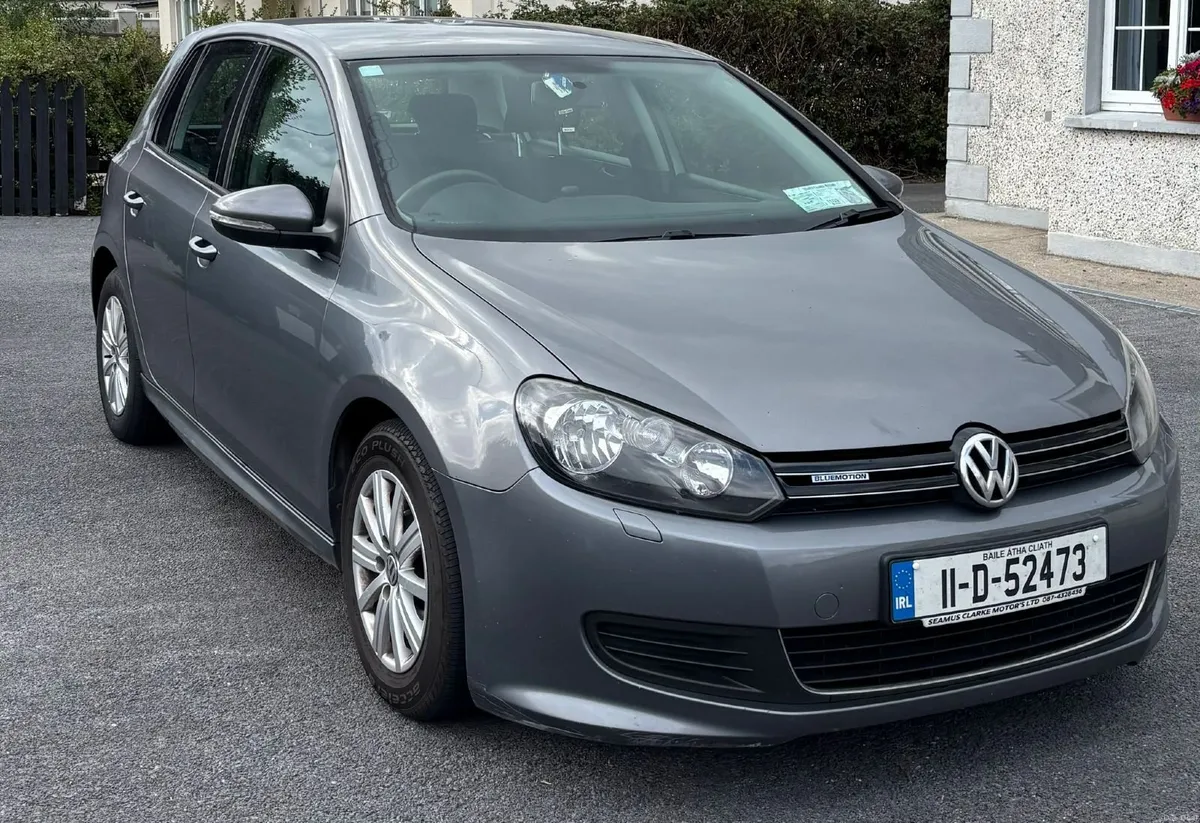 Volkswagen Golf 2011 - Image 1