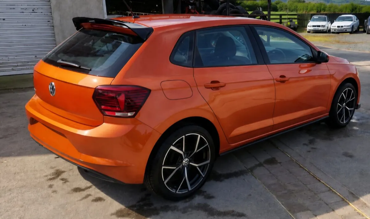 Volkswagan polo - Image 3