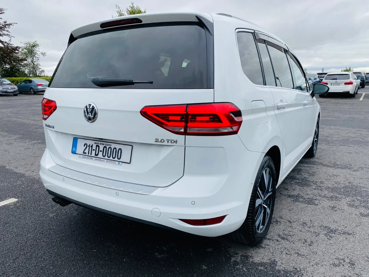 VOLKSWAGEN TOURAN HIGHLINE DSG 7 SEATER 2021 - Image 6