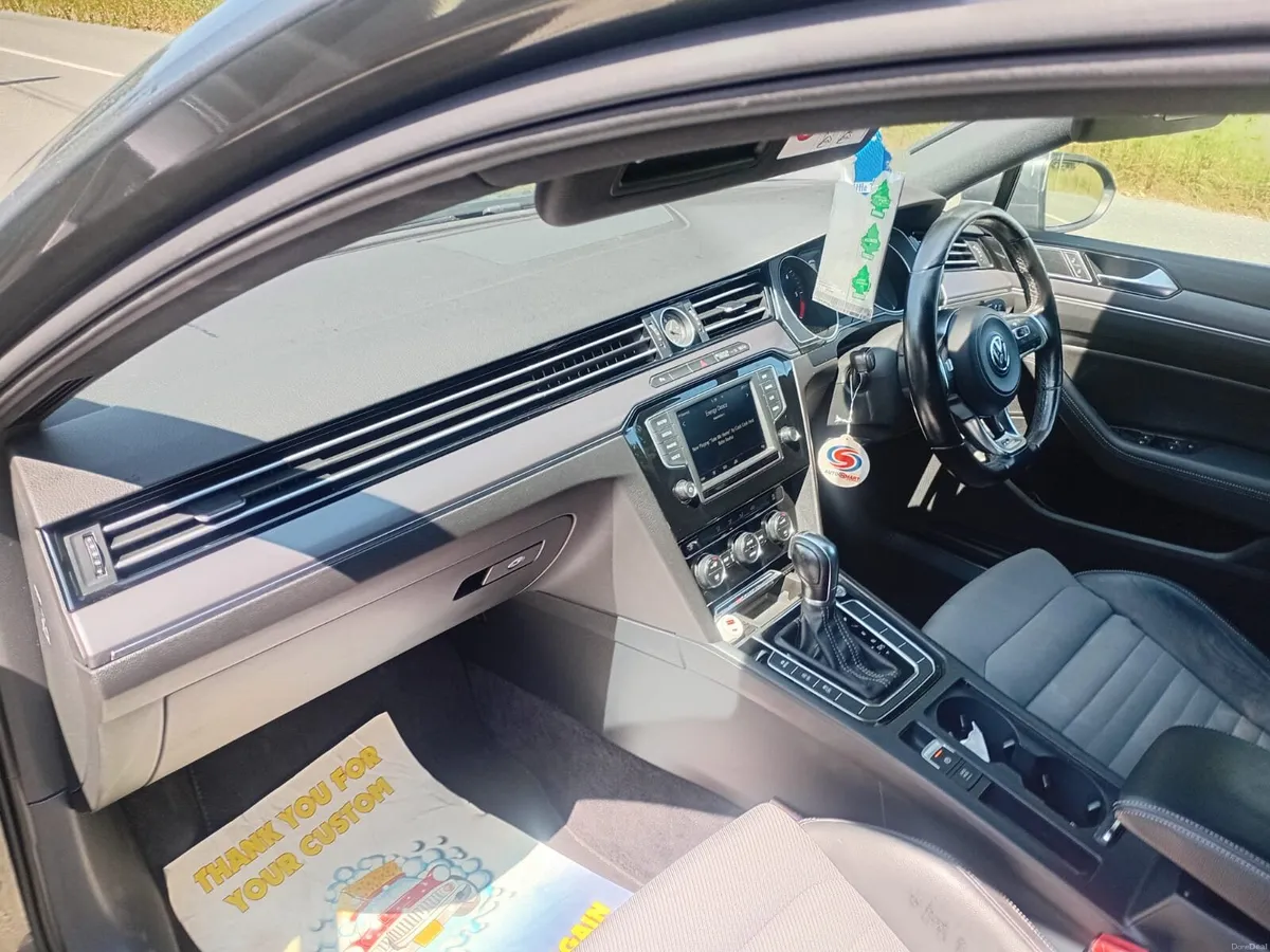 Volkswagan passat R line - Image 3