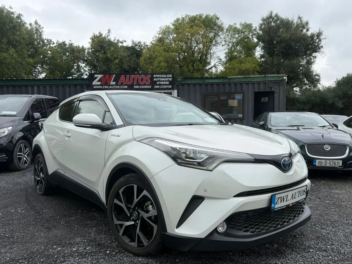 2017 TOYOTA  CHR 1.8 HYBRID - Image 2