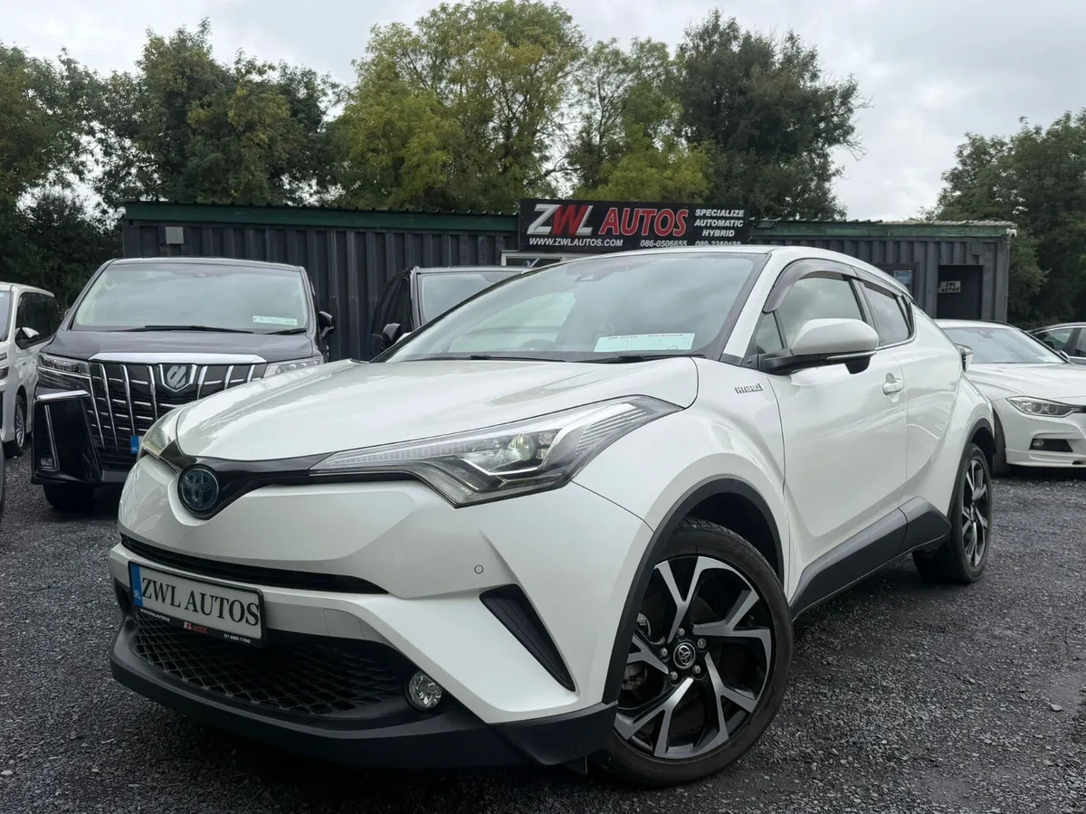 2017 TOYOTA  CHR 1.8 HYBRID - Image 1