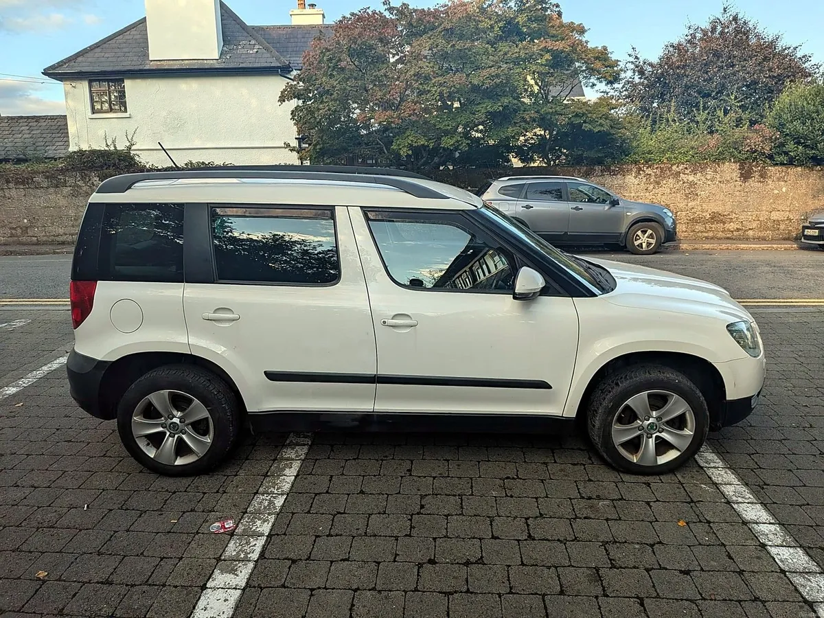2013 Skoda Yeti 1.6 TDI GreenLine — NCT & Tax 10/2 - Image 4