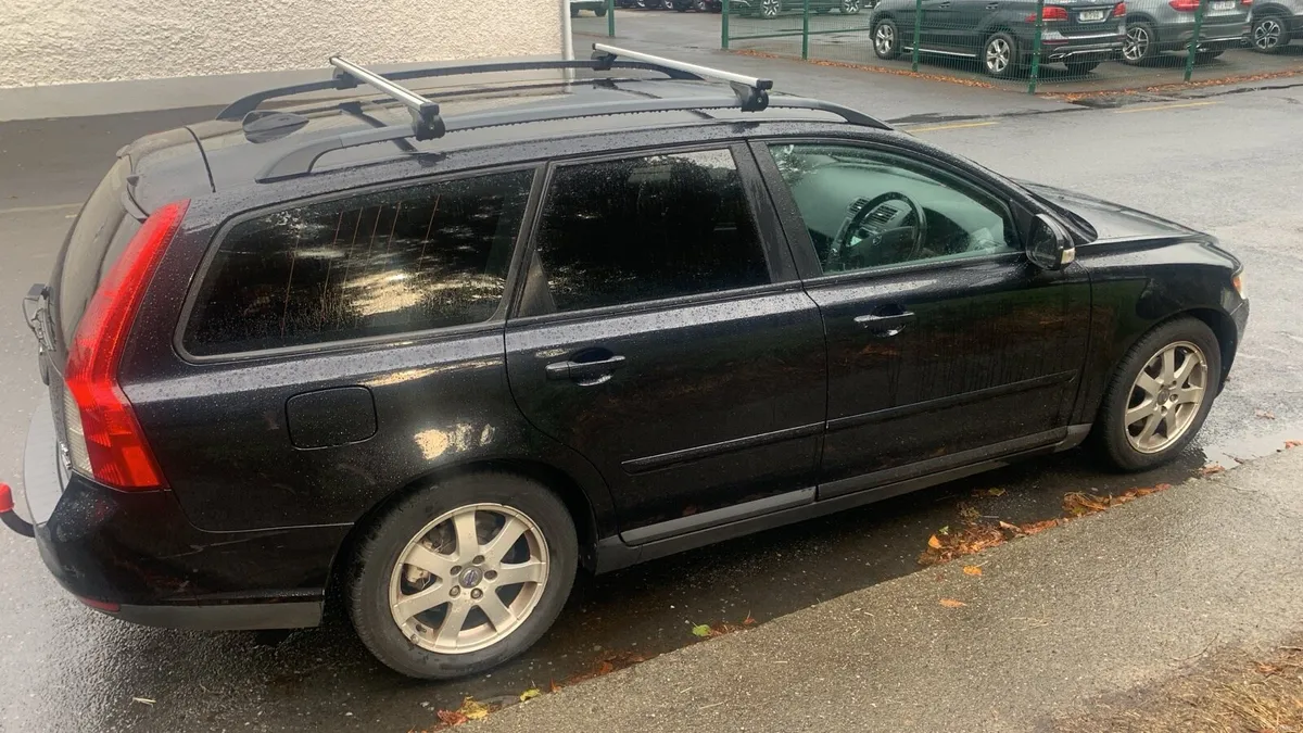 Volvo V50 estate 1.6D 2010 - Image 4