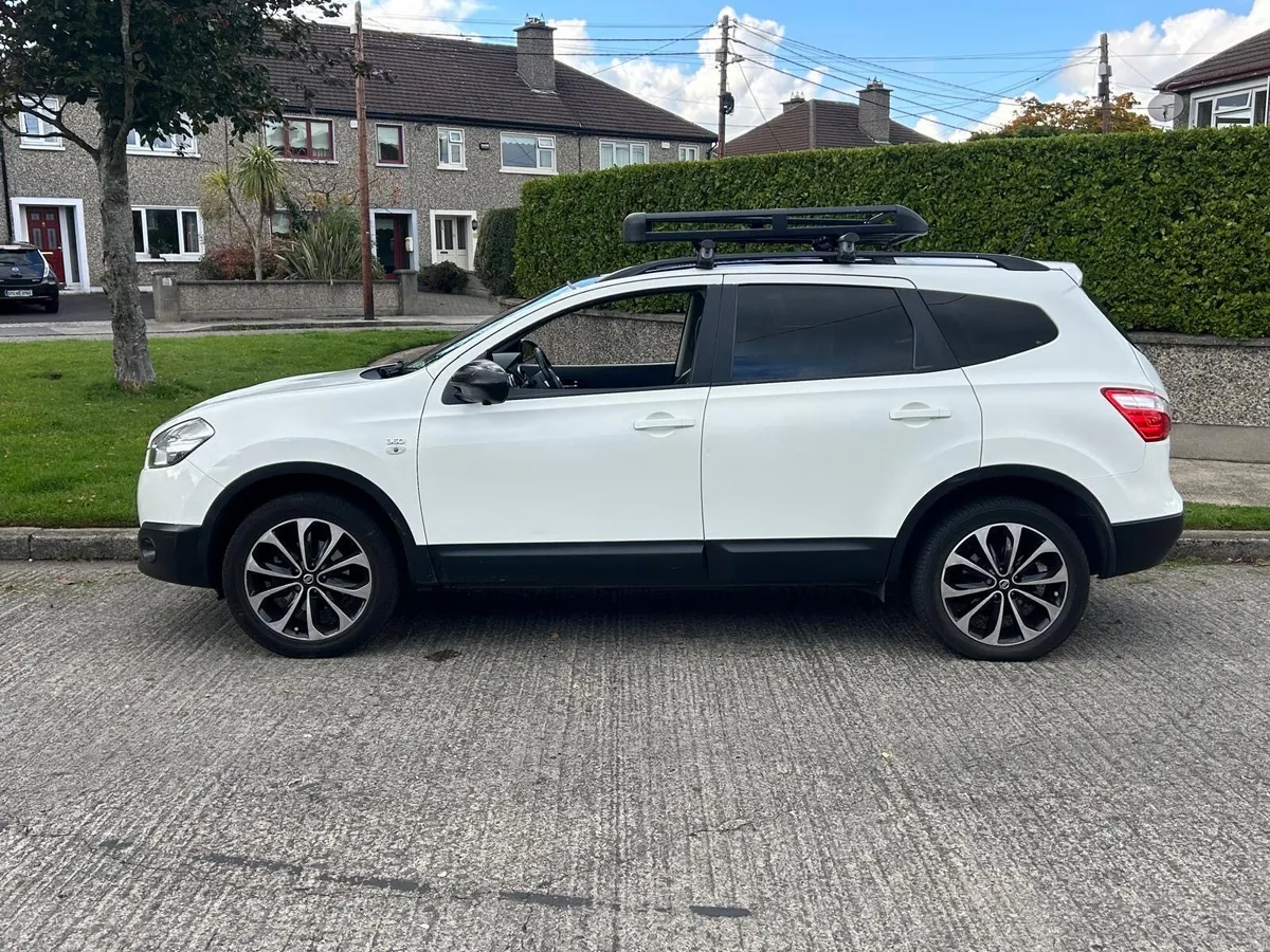 Nissan Qashqai+2 - Image 1