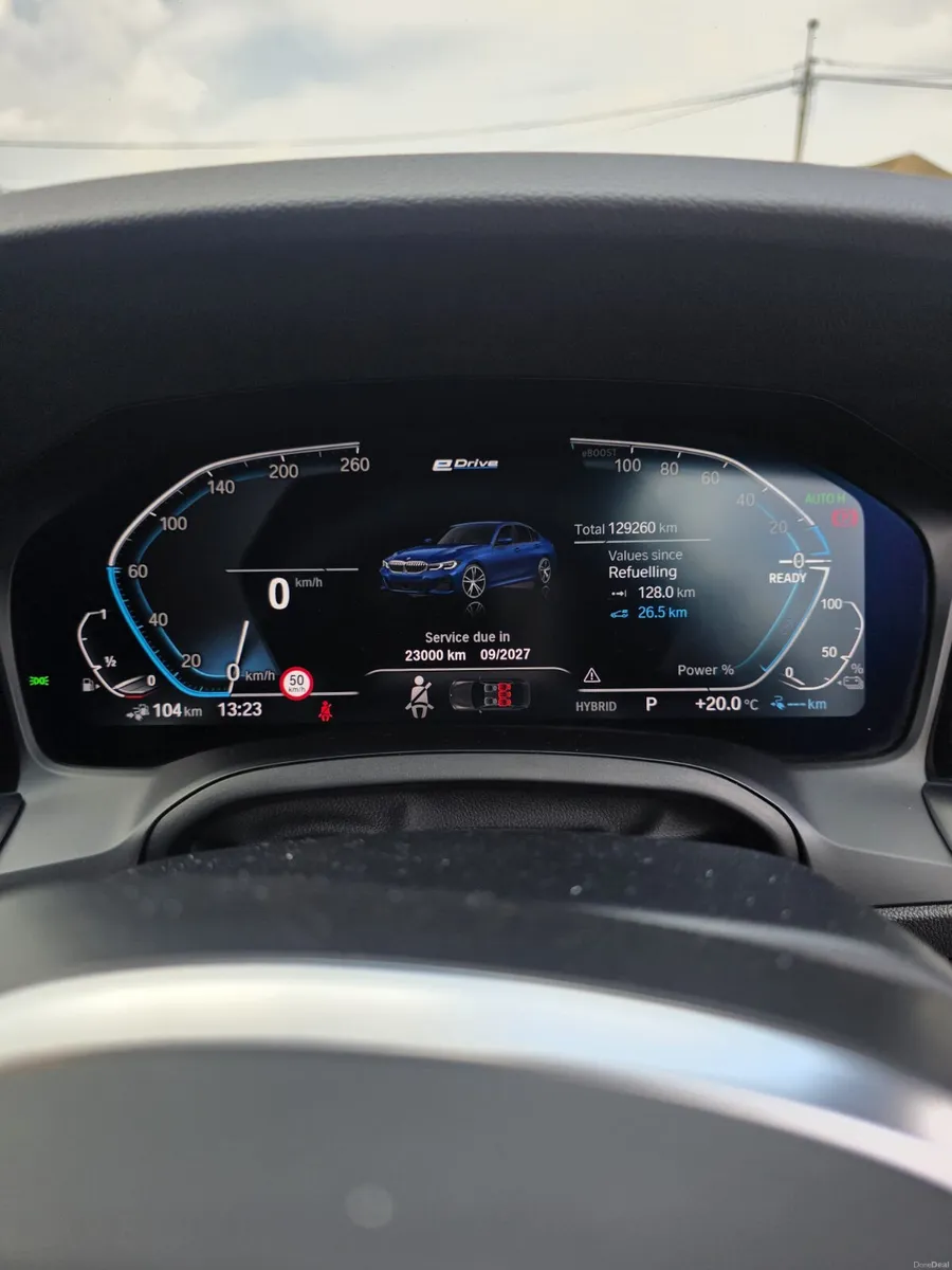 2020 BMW 330e G20 M SPORT HYBRID AUTO - Image 6