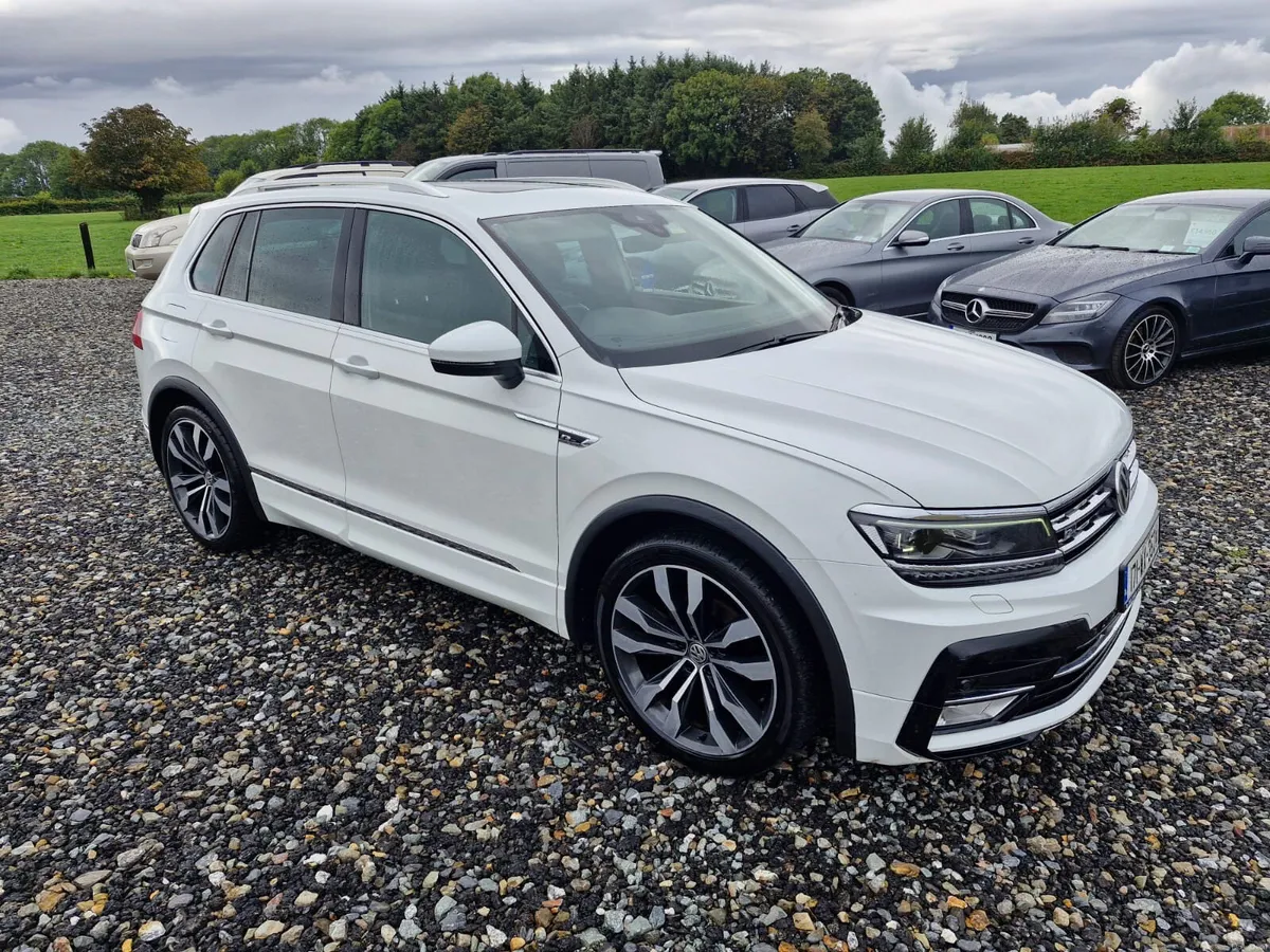 17 Volkswagen Tiguan R Line 2.0 TDi Auto - Image 2