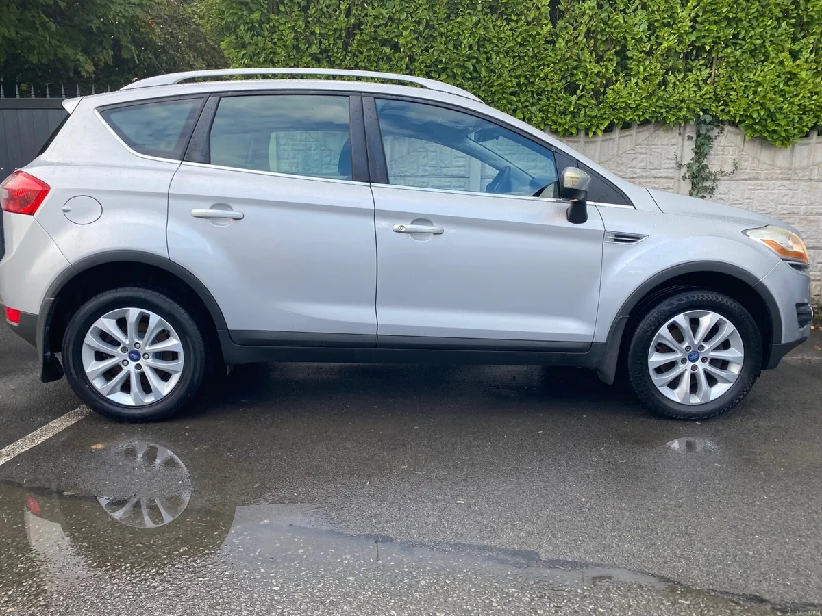 FORD KUGA AS NEW LOW MOW KMS NEW NCT 😎 - Image 3