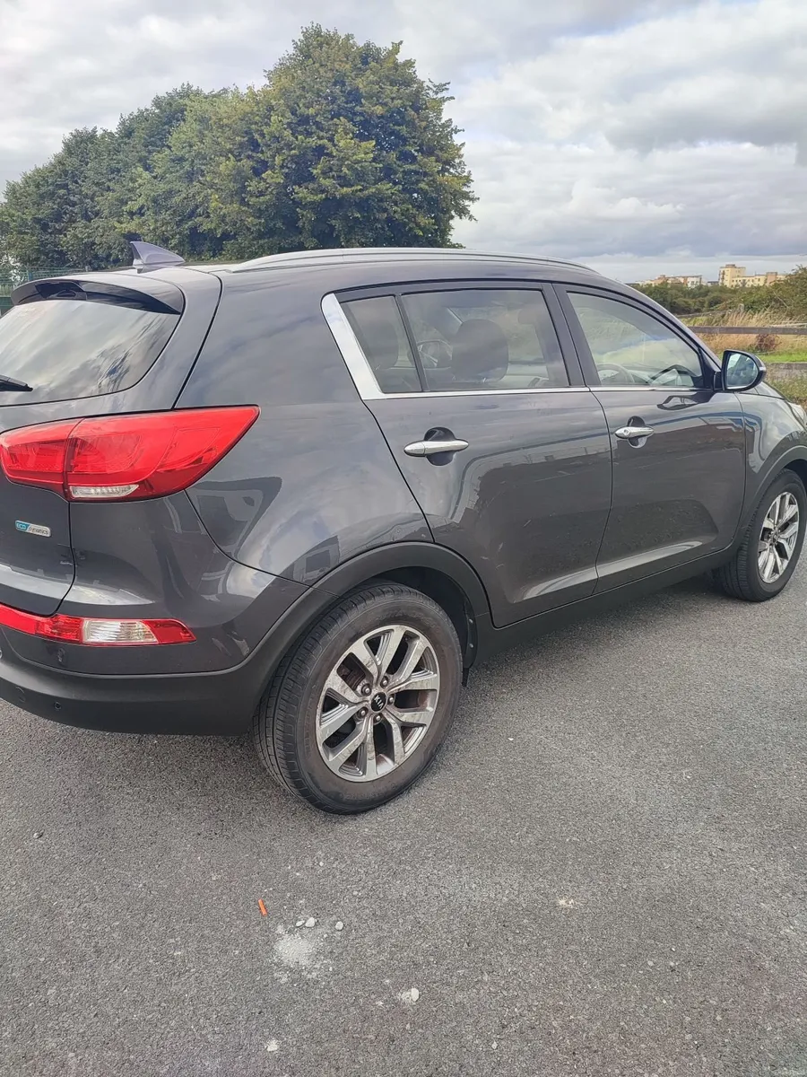 KIA SPORTAGE 1.7 CDI PLATINUM - Image 5