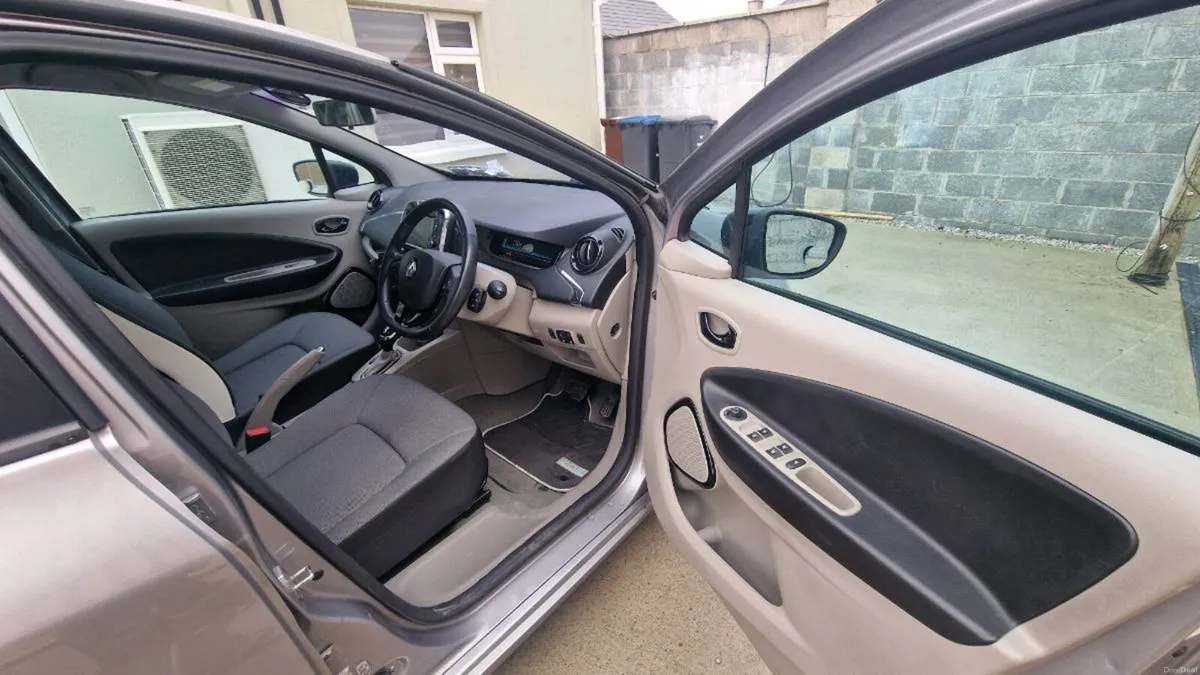 Renault Zoe - Image 5