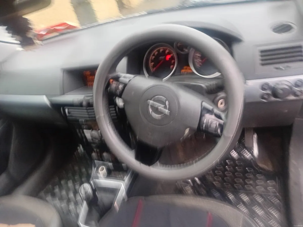 Opel Astra 2007 - Image 4