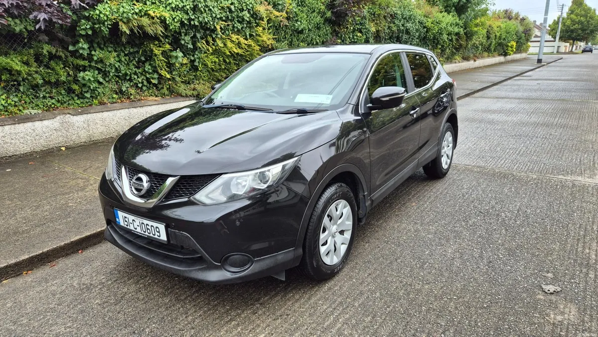2015 Nissan Qashqai 1.6 dCi Automatic – 120k km - Image 1