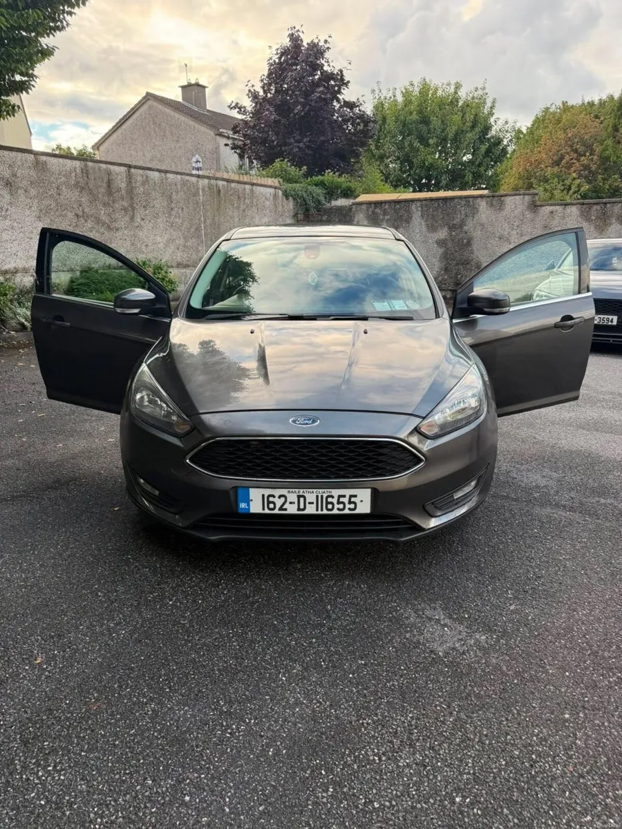 162 Ford Focus 1.5 Diesel Automatic

Very clean - Image 2