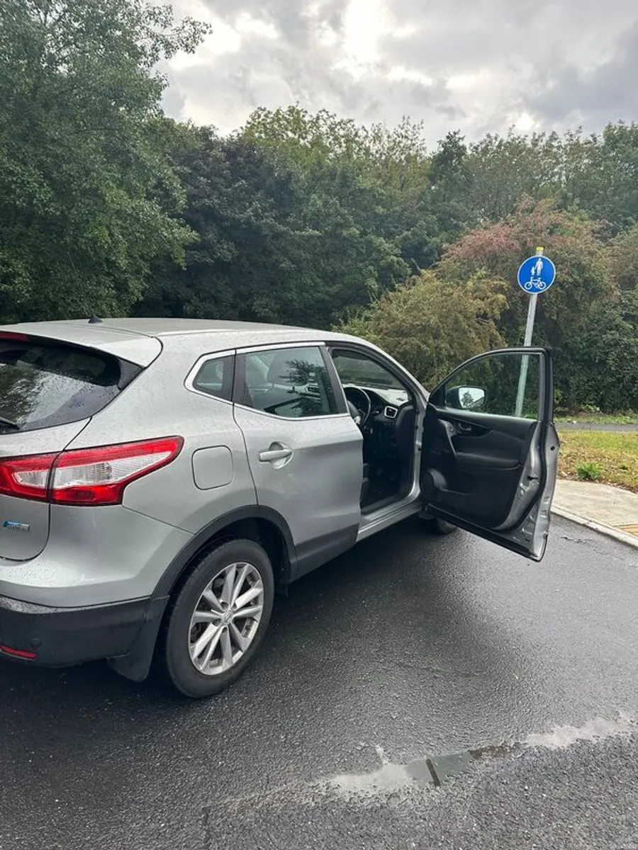 2014 Nissan Qashqai - Image 1
