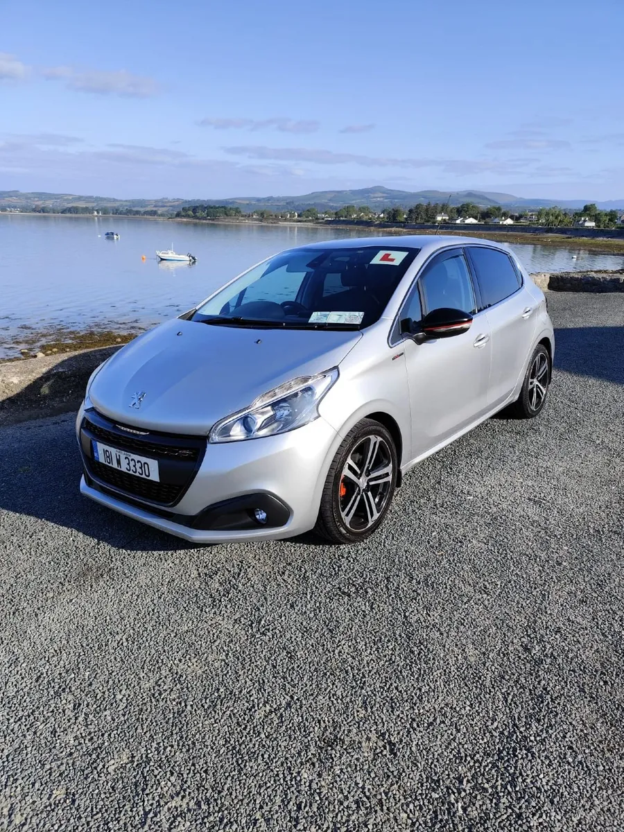 Peugeot 208 GT Line - Image 1
