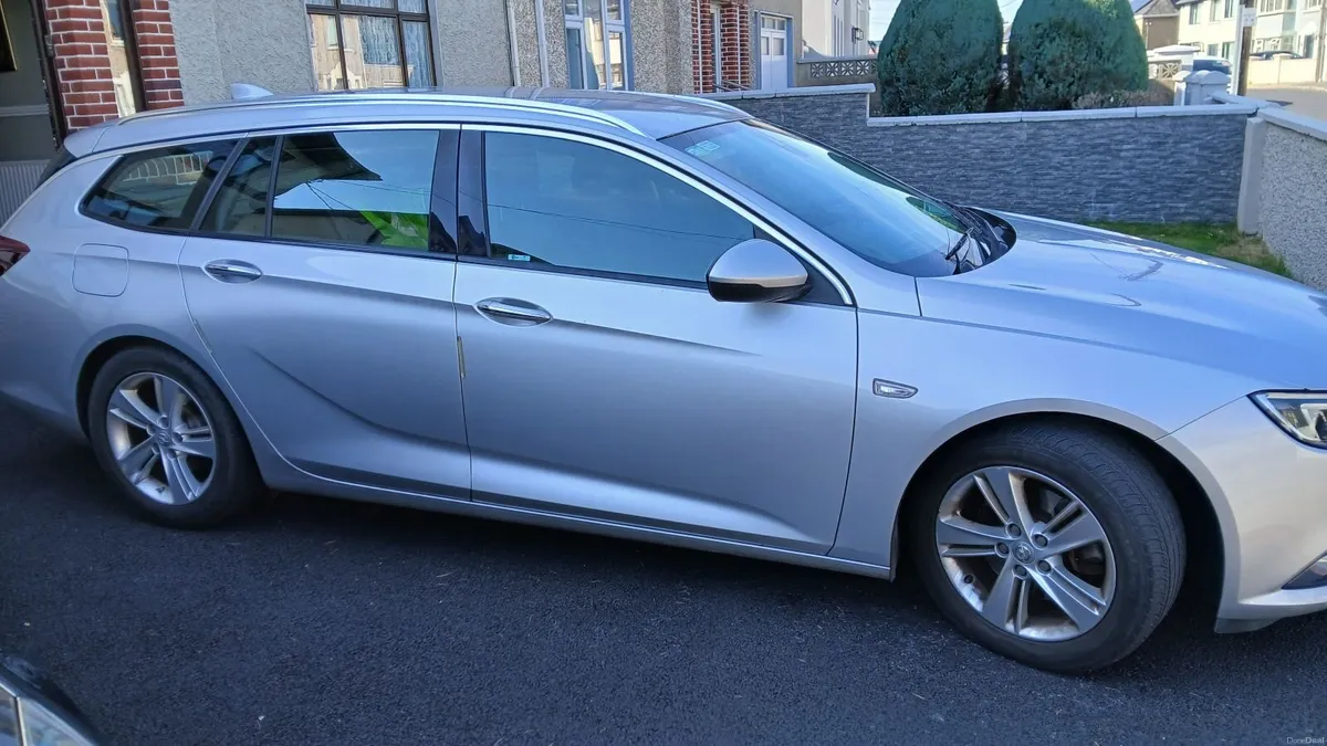 Opel Insignia 2018 - Image 1