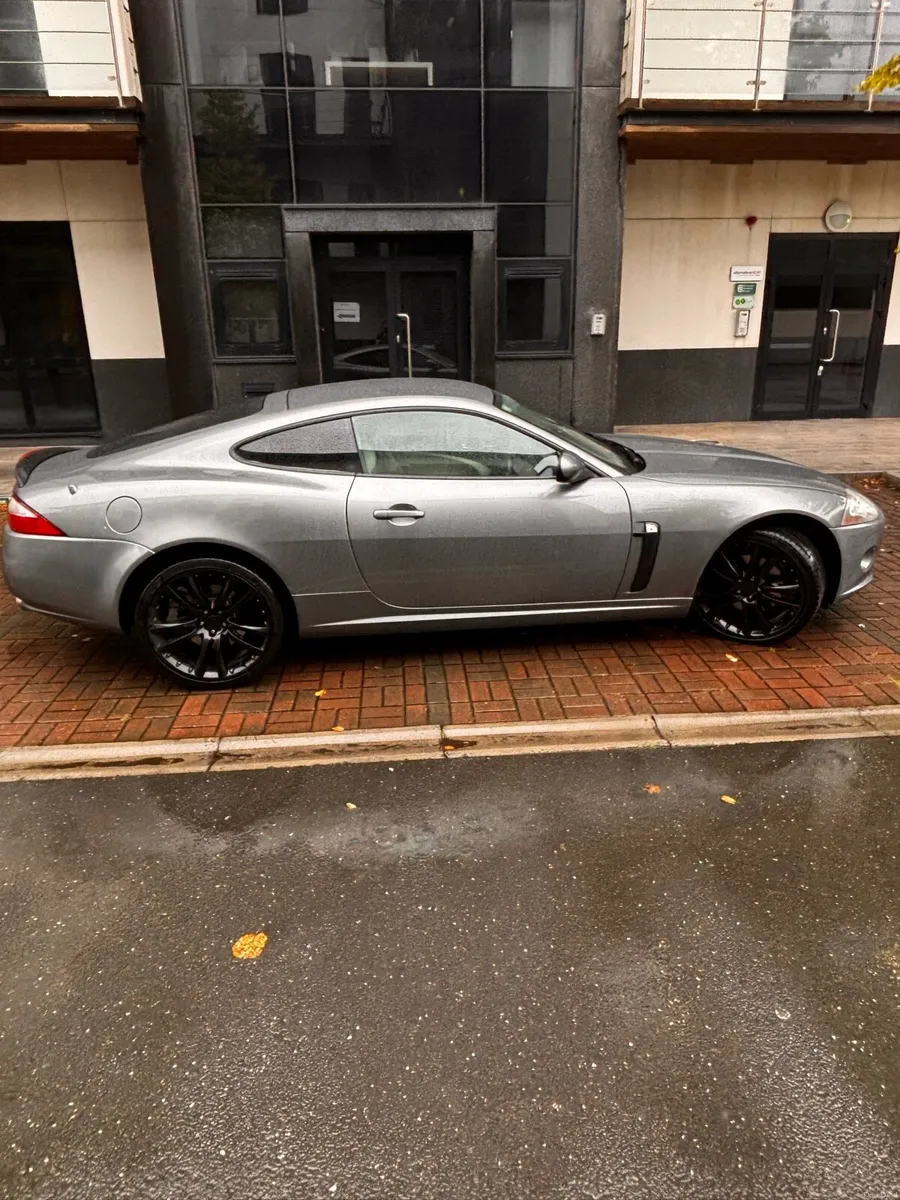 2006 Jaguar XK – Excellent Condition - Image 6