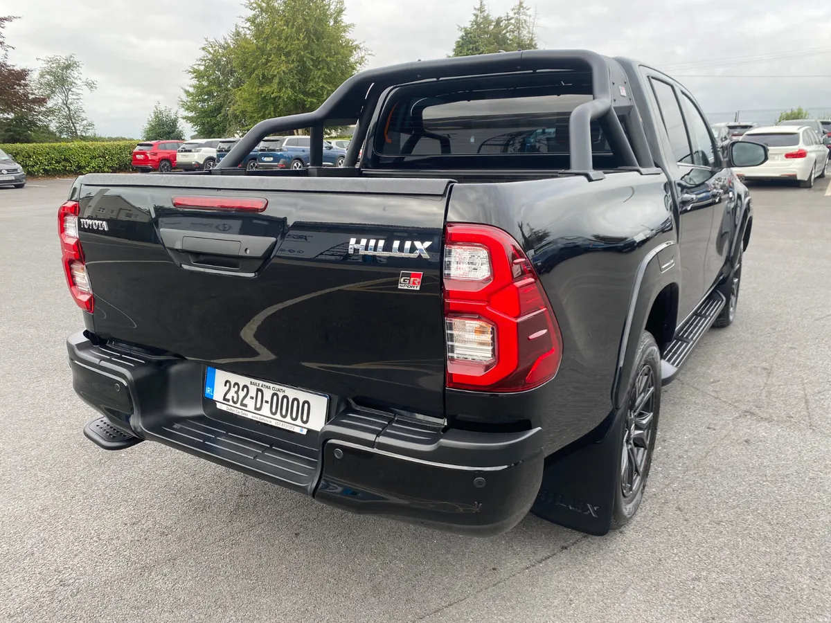TOYOTA HILUX GR 2.4 DIESEL AUTOMATIC 2023 (232) - Image 5