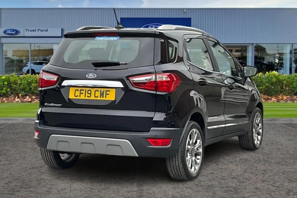 Ford EcoSport 1.0 EcoBoost 125 Titanium 5dr - Image 4