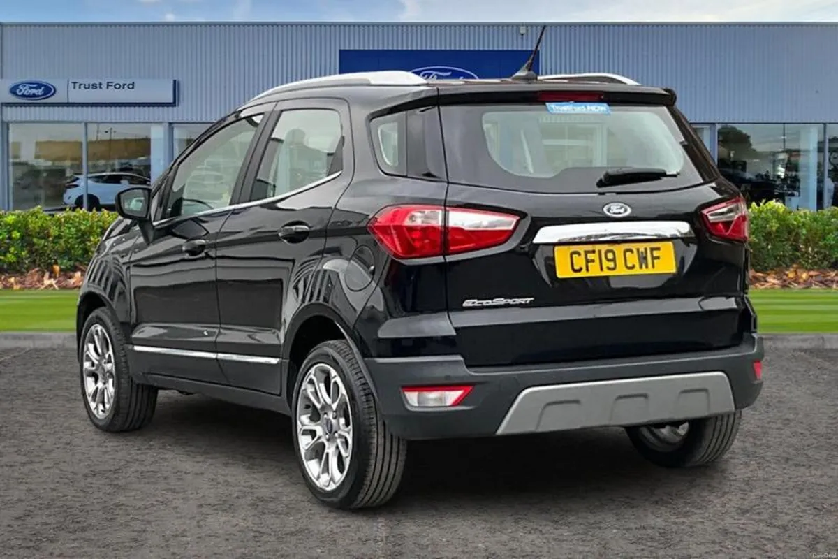 Ford EcoSport 1.0 EcoBoost 125 Titanium 5dr - Image 2