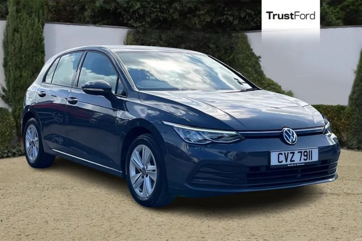 Volkswagen Golf 1.0 TSI Life 5dr - Image 1