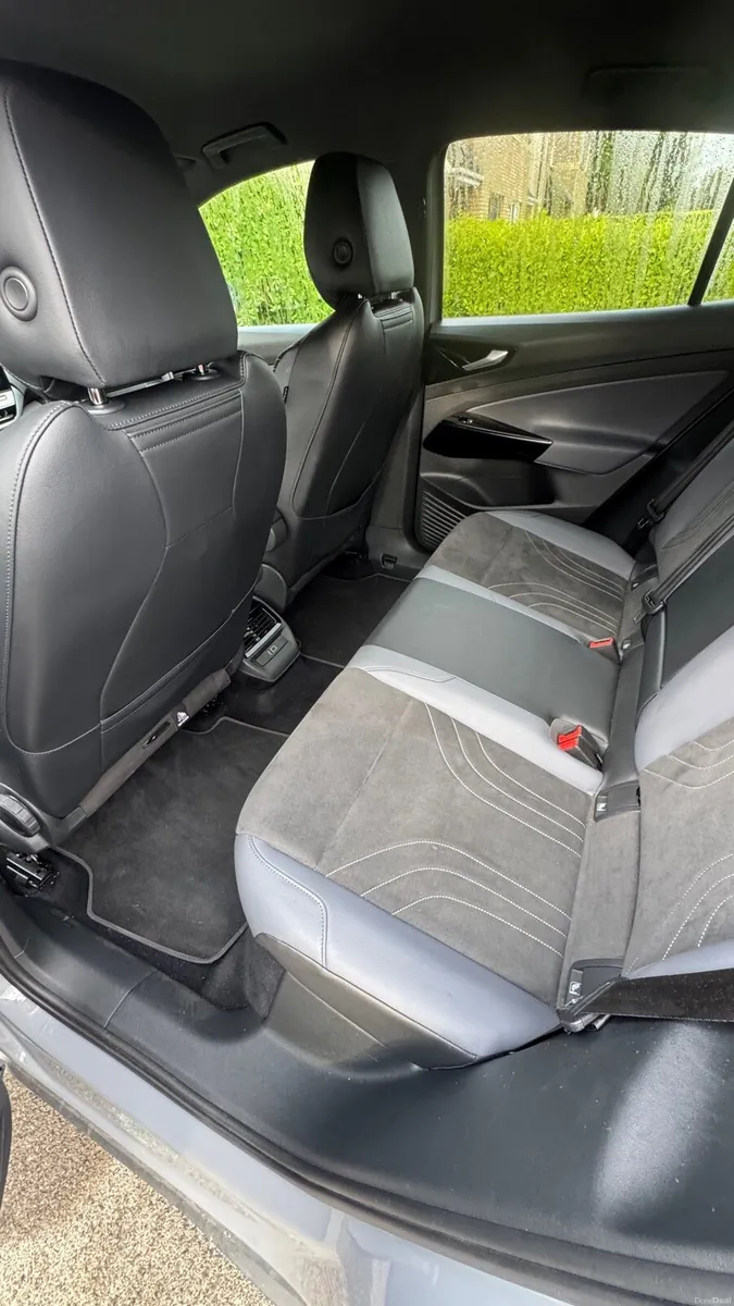 Volkswagen ID.5 2023 - Image 6