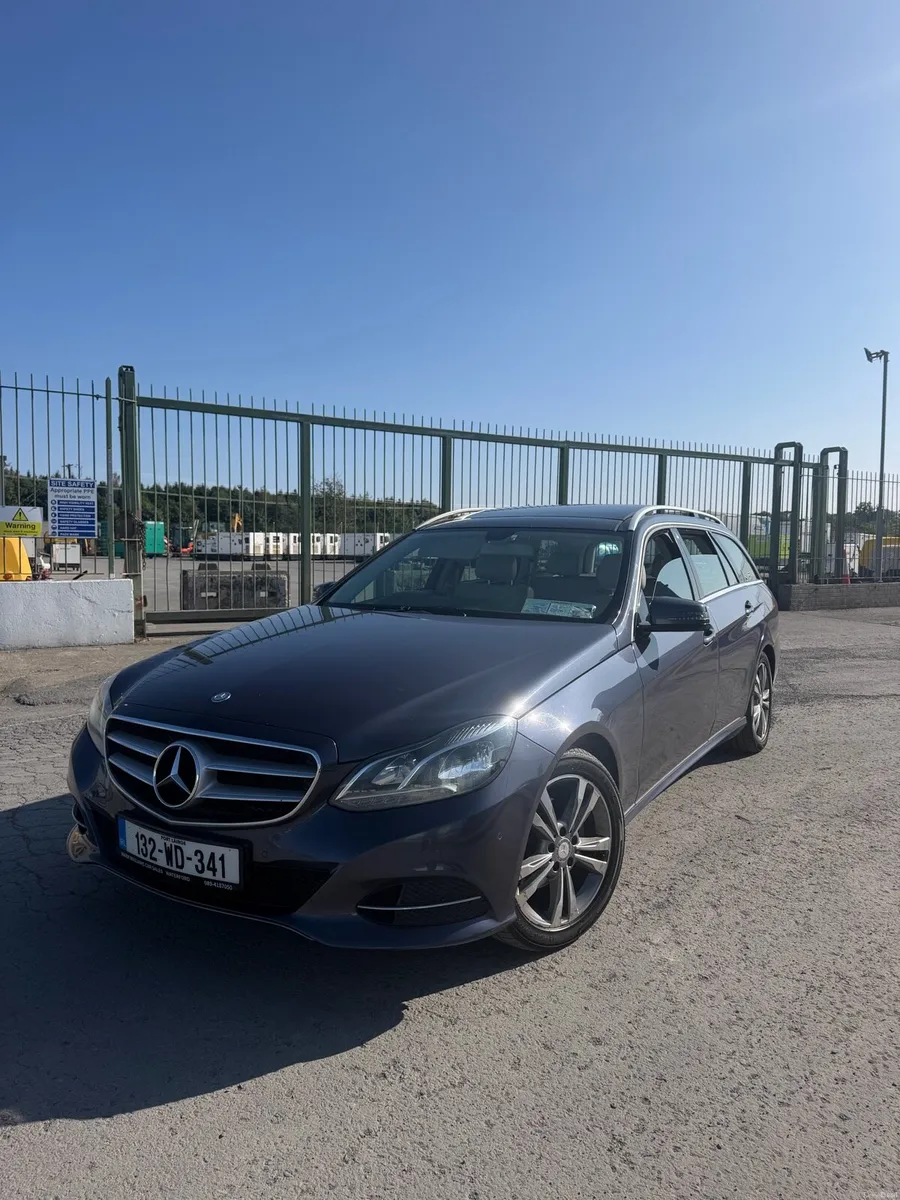 Mercedes E220 Estate - Image 1