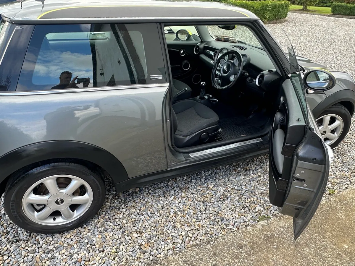 Mini One - Image 6