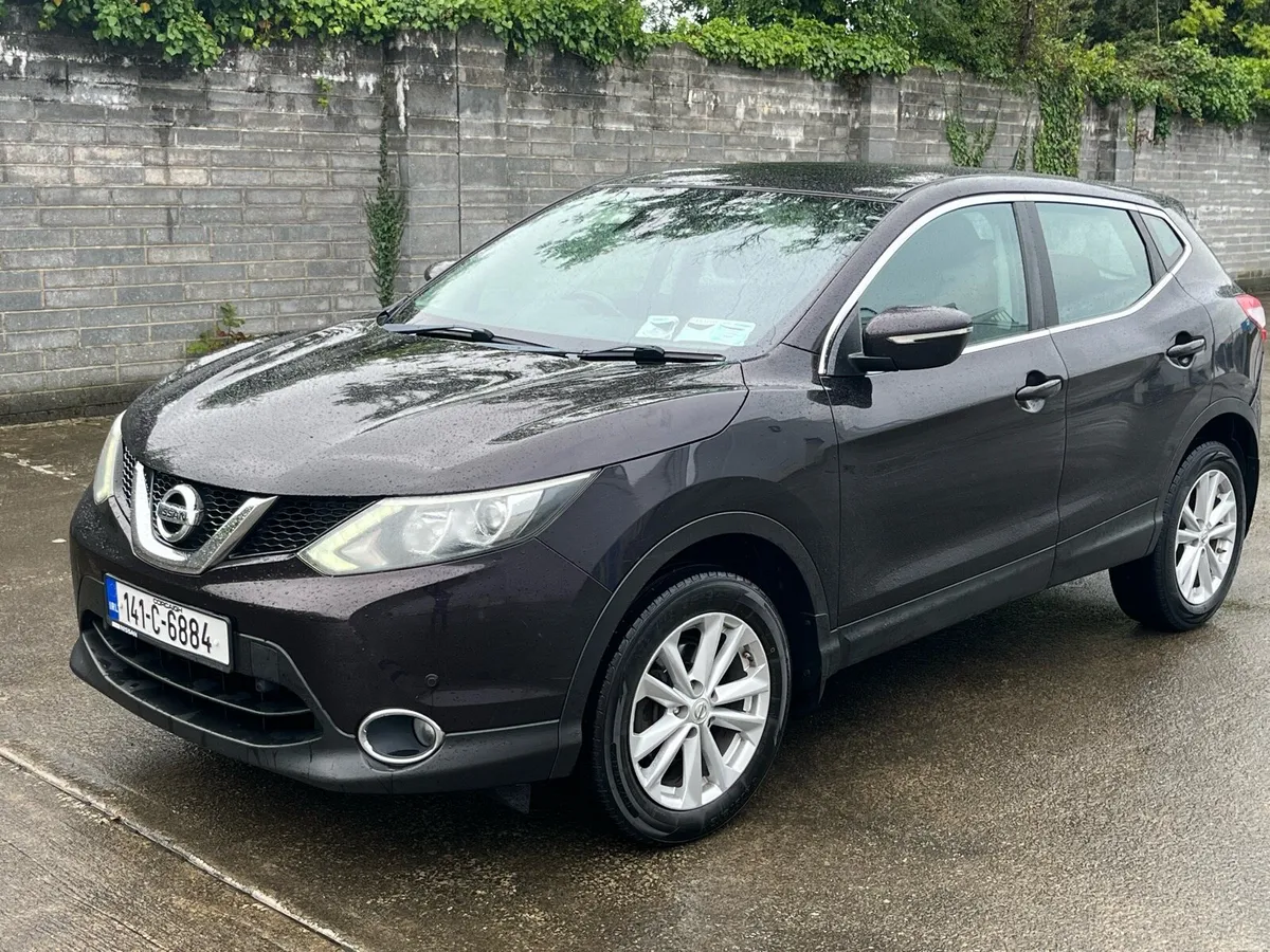 2014 Qashqai, NCT 4/27, 1 Previous Owner - Image 2
